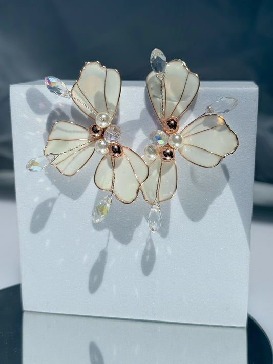 Aros Flores de Cristal Blanco Mate y Rose Gold