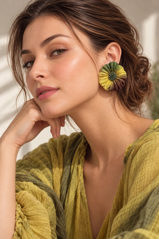 Aros maxi flor de terciopelo degradé verde, grandes y livianos