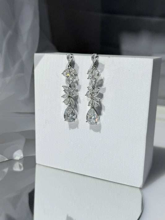 Aros Circones Silver- Crystal Bloom