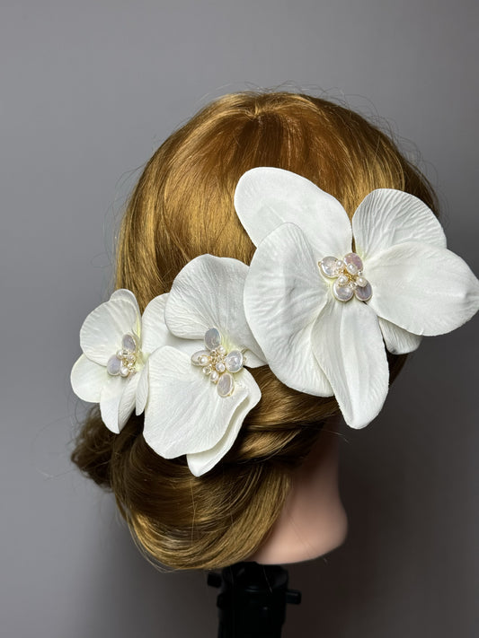 Tocado de novia de orquídeas de seda y perlas naturales