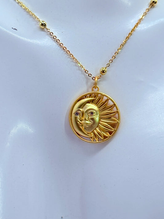 COLLAR CELESTIAL - Sol y Luna en Oro 18K