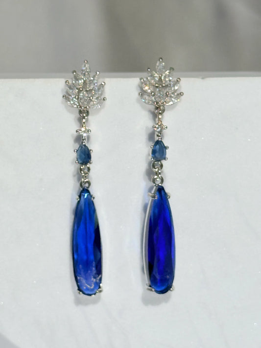 Aros Hoja Circones y Gota Zafiro