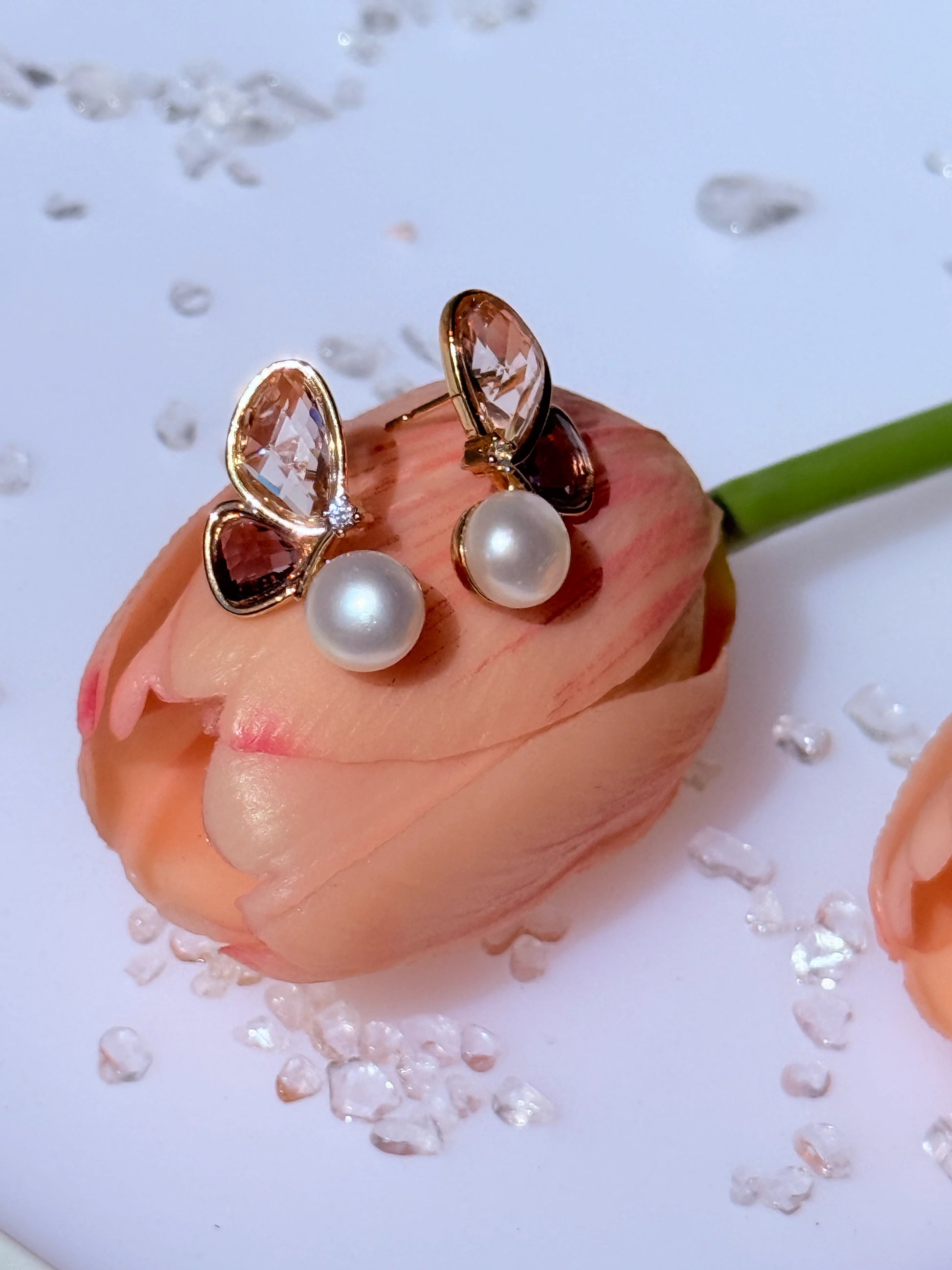 aros mariposa bicolor con perla natural joyería elegante la merced joyas