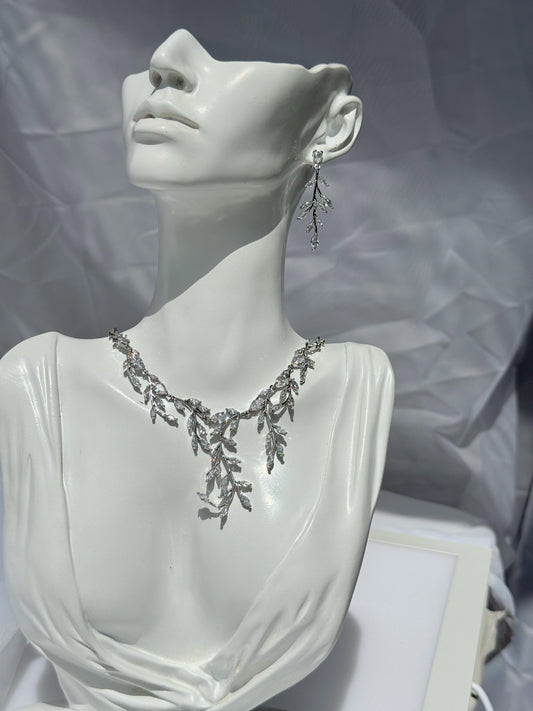 Aros y Collar de Circones- Crystal Leaf Set