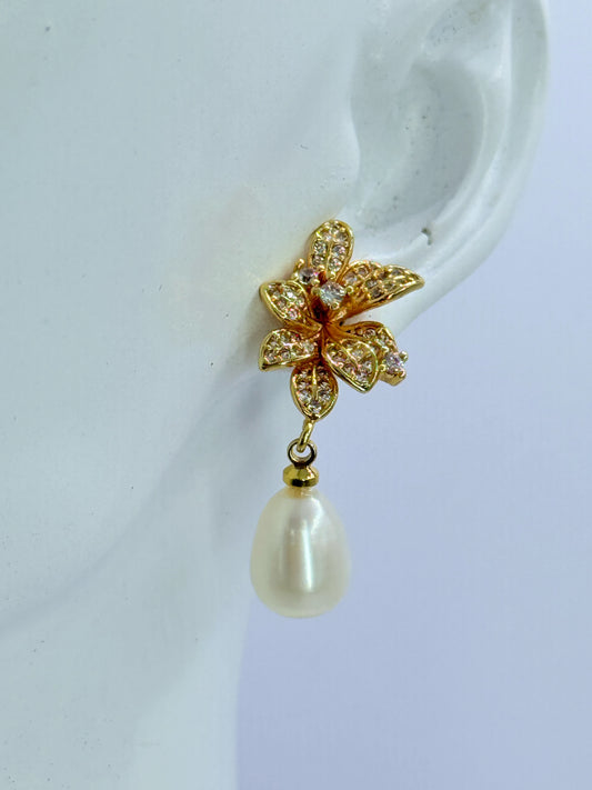 Aros Flor Dorada y Gota de Perla