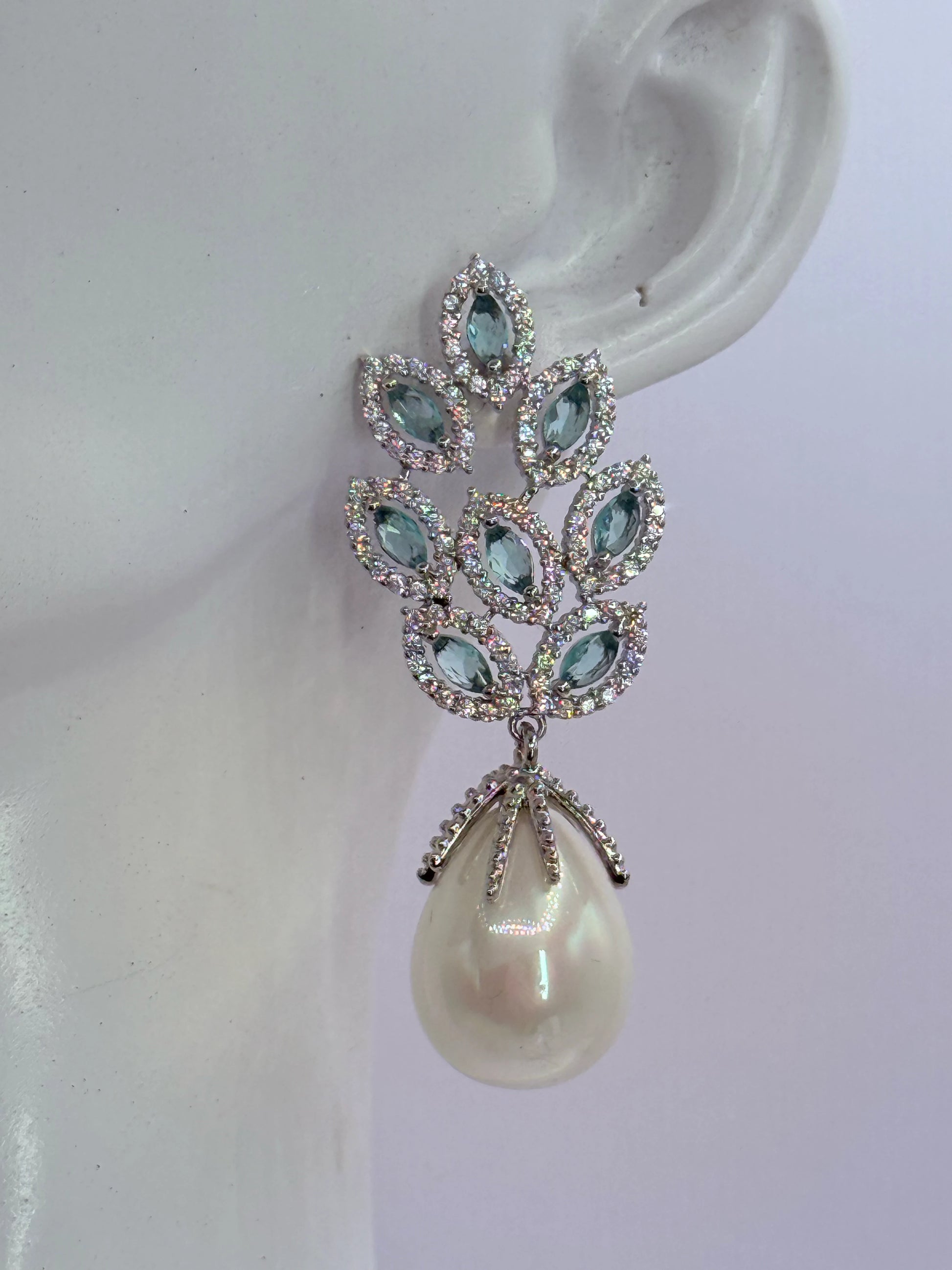 Aros circones y perla shell 