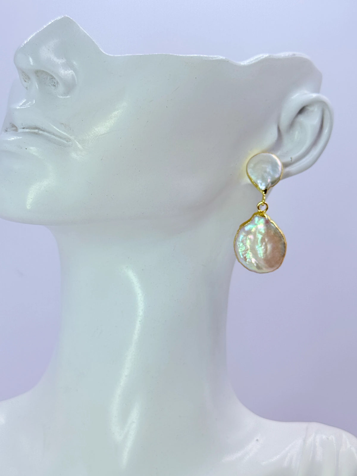 Aros de novia Bride to Be con doble perla barroca natural