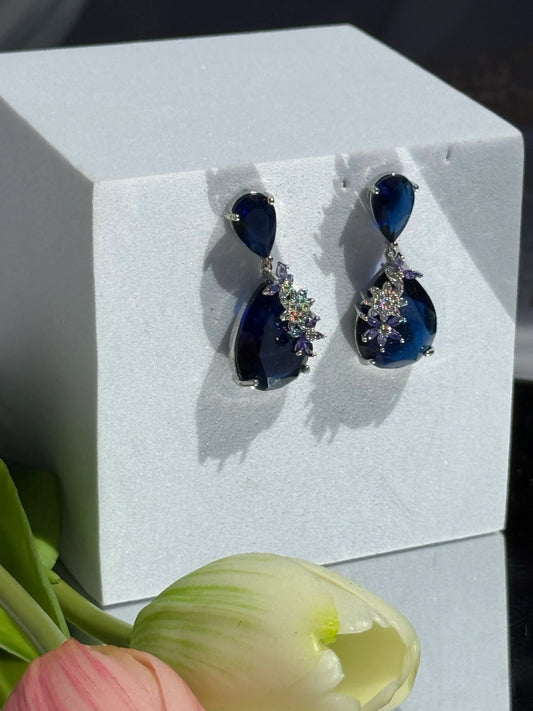 Aros Gota Azul y Circones Color Lila Bañados en Oro 18K