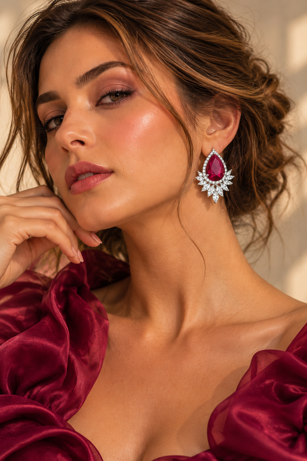 Aros de circón gran gota de color con halo de circones traslúcidos