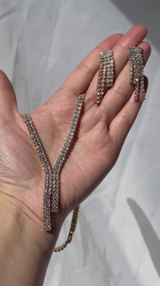 Conjunto Collar y Aros de Circón Baño de Oro 18k en Cascada
