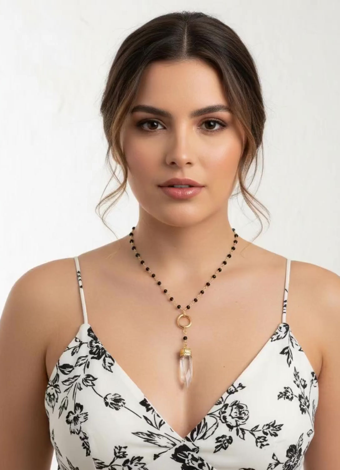 Collar de Ónix y Cuarzo Blanco - Eclipse